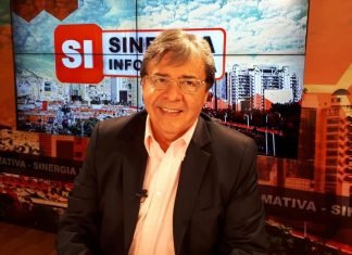 EL COVID-19 COBRÓ LA VIDA DE CARLOS HOLMES TRUJILLO Y JULIO ROBERTO GÓMEZ