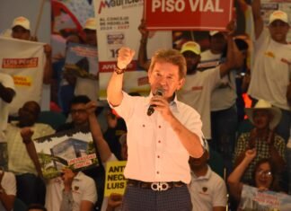 CAMBIO RADICAL EN ANTIOQUIA OFICIALIZÓ RESPALDO A LUIS PÉREZ