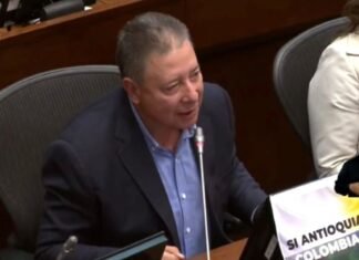 Senador Nicolás Echeverry pide a los que atacan que vean lo bueno de la solidaridad