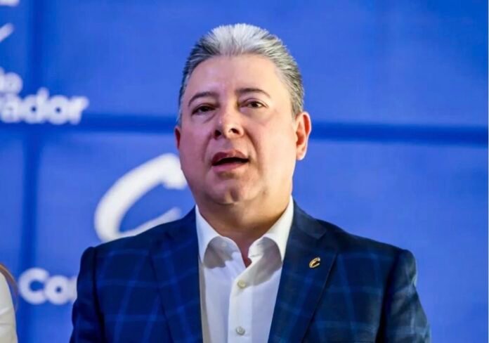 Nicolás Echeverry Alvarán - Diciembre 2025