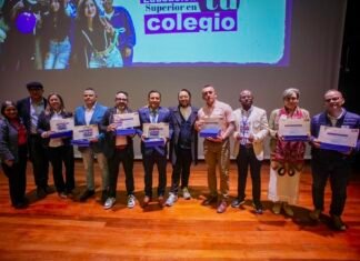 El Ministerio de Educación Nacional reconoce a la IU Digital por llevar educación superior a los territorios donde más se necesita