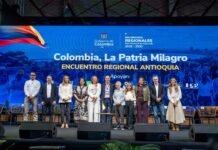 El Ministerio de las TIC participó en la Mesa Regional de Antioquia para la construcción del Plan Nacional de Desarrollo 2026–2030